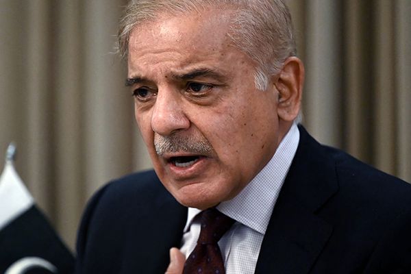 شهباز شریف: تا ریشههای تروریسم از میان برداشته نشود پاکستان به آرامش نمیرسد