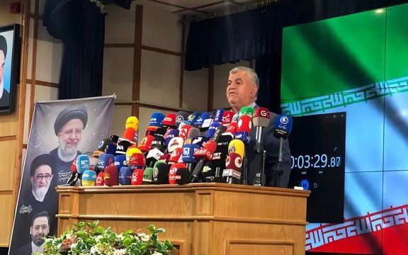 داوطلب ریاستجمهوری ایران: با وجود ذخایر نفتی، وضع زندگی مردم ما از افغانستان بدتر است