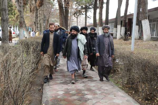 طالبان آزمون شفاهی موضوعات دینی را در دانشگاهها اجباری میکند