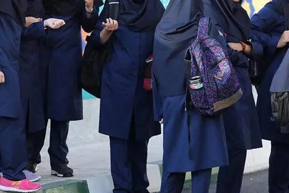 دختر دانش‌آموز در ایران که به دلیل استفاده از رنگ ناخن از مکتب اخراج شده بود، 'خودکشی کرد'