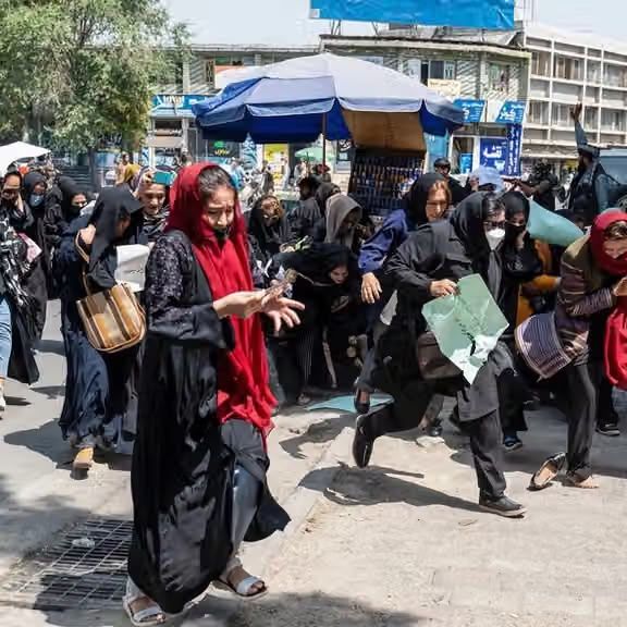 طالبانو د ښځو د حقونو د نقض په اړه د نړیوالو سازمانونو رپوټونه «بې بنسټه» وبلل