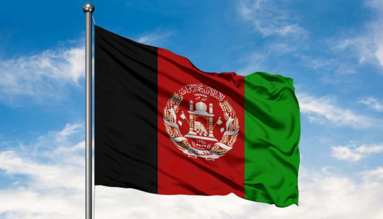 د ملي بېرغ ورځ؛ ګڼو افغانانو په خواله رسنیو د ملي بېرغ انځورونو په خپرولو سره ونمانځله