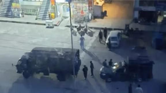 د بښنې نړیوال سازمان: پاکستان له افغانانو سره سخت او ظالمانه چلند کوي