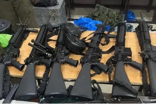 Pakistani Officials Announce Seizure Of US Weapons At Torkham Crossing