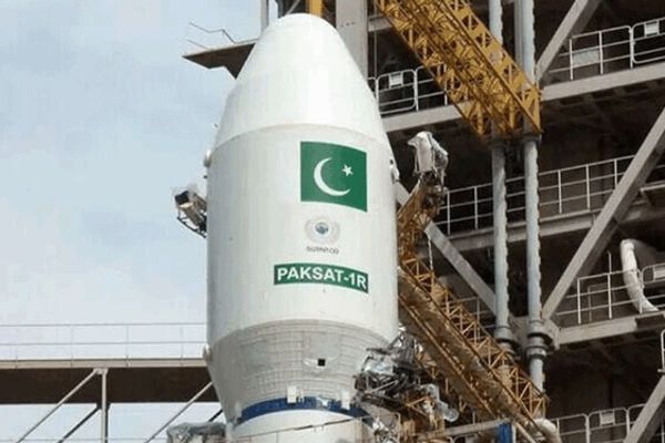 پاکستان نخستین ماهواره «تصویربرداری فراطیفی» خود را به فضا پرتاب کرد