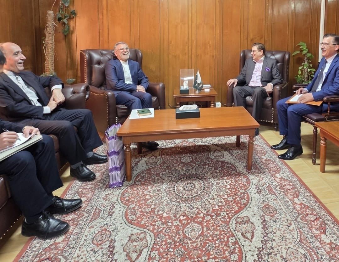 د پاکستان او ایران ځانګړو استازو د افغانستان په تړاو خبرې وکړې