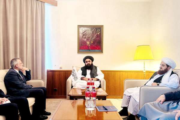 متقي او د ایران استازی د افغانستان او ایران د اړیکو پر پراختیا او سیمه ییز ثبات غږېدلي
