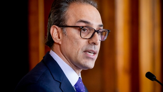 خداحافظی یک سفیر