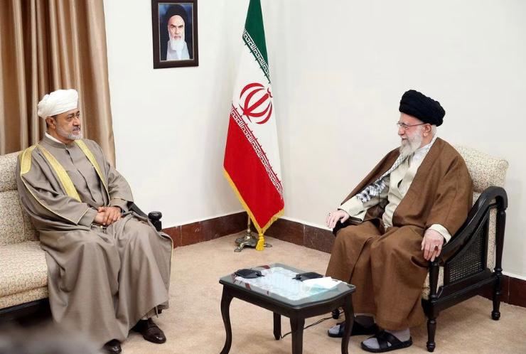 خامنه‌ای: از برقراری روابط با مصر استقبال می‌کنیم و با آن مشکلی نداریم