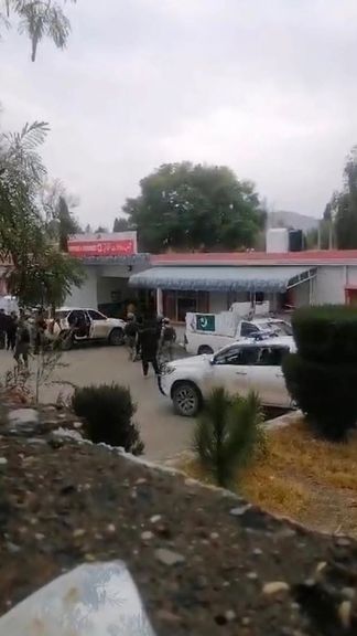 د کورمې په بګن سیمه کې پر هغه کاروان برید شوی چې پاړه چنار ته یې اړین توکي لېږدول