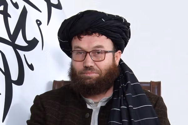 طالبان وايي د کډوالو د اېستلو په برخه کې ګاونډیانو د دوی نظر ته ارزښت نه دی ورکړی