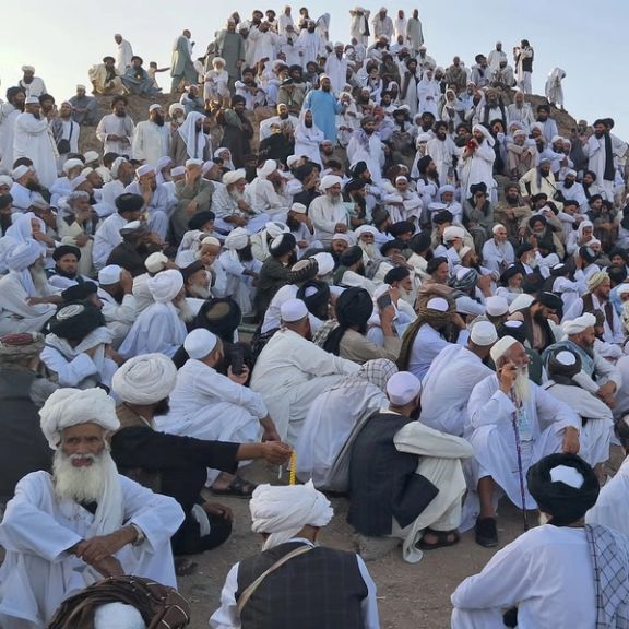 طالبان تایید کرد که برخی زائران حج به افغانستان برنمیگردند