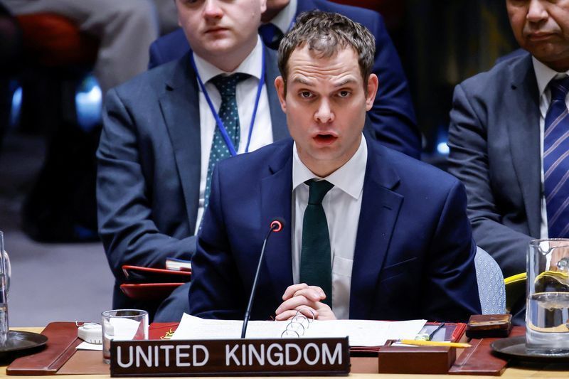 بریټانیا د ایران سفیر د سفارت پر ټولنیزو رسنیو د ناسمو څرګندونو له امله احضار کړی