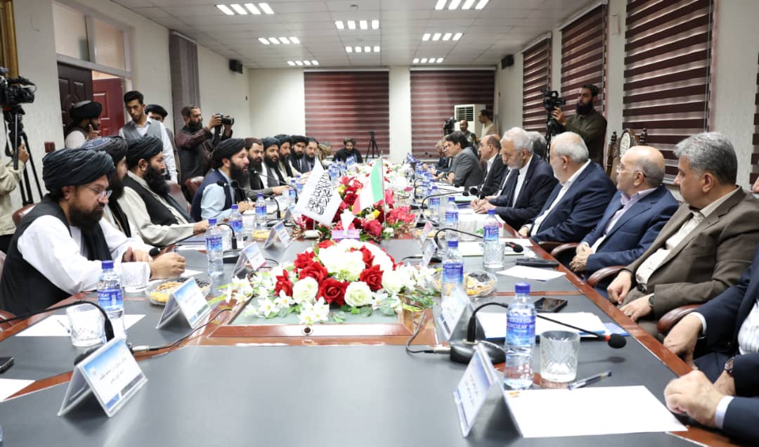 وزیر انرژی ایران، وزیر آب طالبان را به تهران دعوت کرد