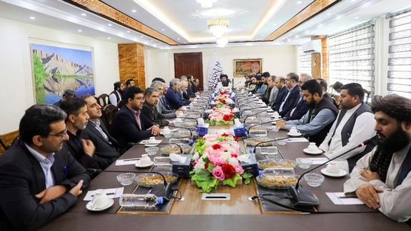 ایراني پانګوالو د ایران او افغانستان ترمنځ د ځانګړې صنعتي ساحې جوړولو ته لېوالتيا ښودلې