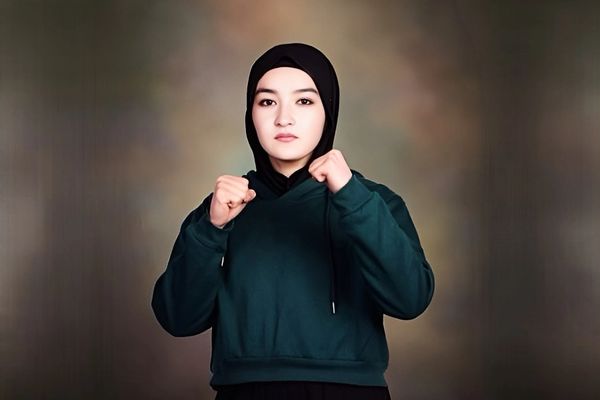 نبرد برای کسب افتخار؛ فرشته خانی، مشتزن افغان در جستوجوی کمربند قهرمانی