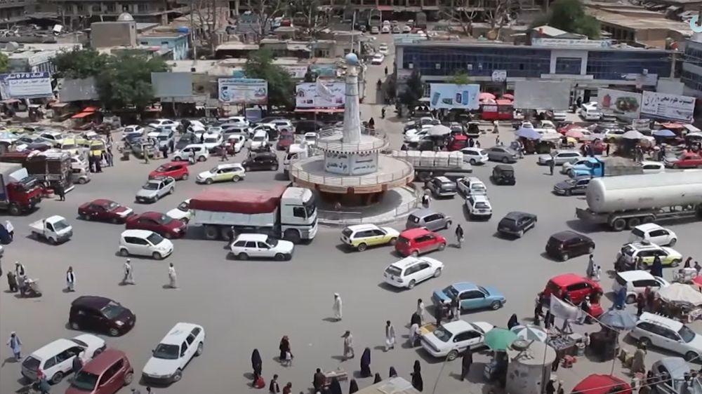 طالبان در بغلان یک زن را پیش چشم مردم شلاق زد