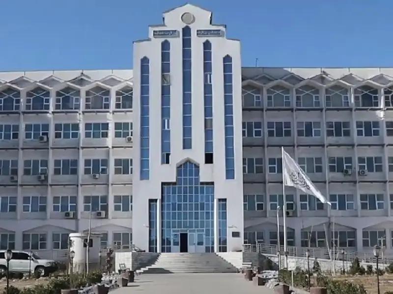 طالبان می‌گوید در یک ماه ۱۳ هزار جریب 'زمین غصب‌شده دولتی' را پس گرفته است