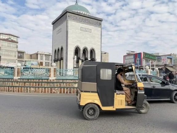 د ښځو نړیواله ورځ؛ کندهار کې د پخوانیو وژل شويو نظامیانو کورنۍ د بد اقتصادي حالت کیسه کوي