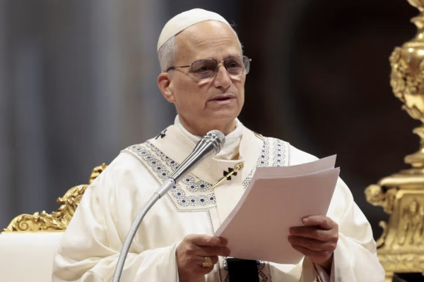 بابا الفاتيكان يدعو إلى الحوار بين باكستان وحركة طالبان