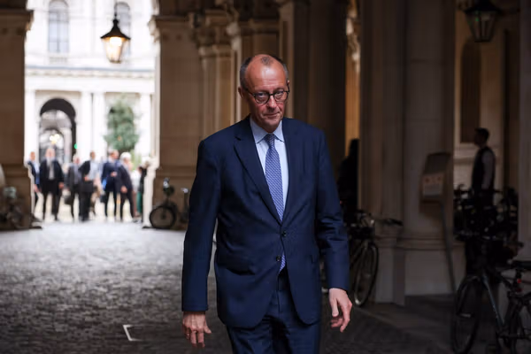 صدراعظم آلمان: اروپا باید وابستگی خود به امریکا را بهطور جدی کاهش دهد