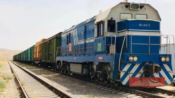 ازبکستان د ټرانس افغان اورګاډي پروژې د امکان ارزونې تړون تصویب کړ