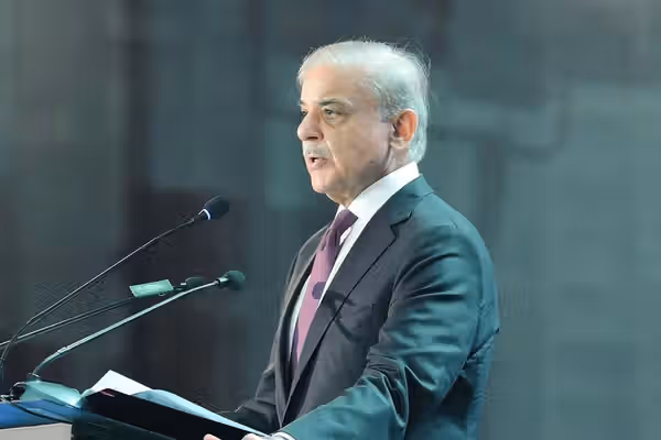 شهباز شریف هشدار داد: خاک افغانستان نباید علیه پاکستان استفاده شود