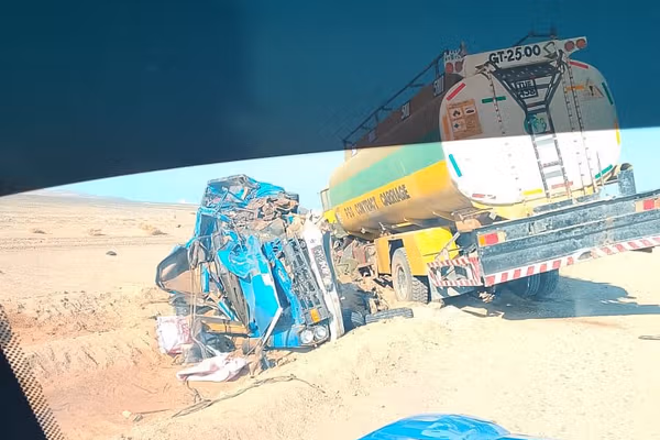 ۹ افغان در حادثه ترافیکی در بلوچستان پاکستان جان باختند