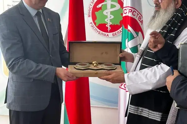 د طالبانو او بېلاروس د عامې روغتیا وزیران د روغتیايي همکاریو پر پراختیا غږیدلي