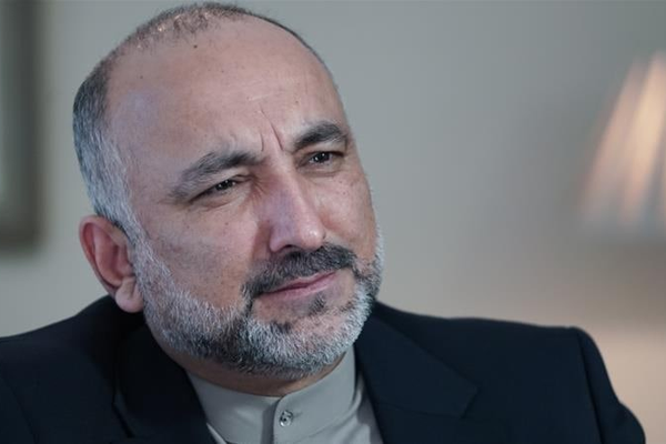 وزير الخارجية السابق يدعم احتجاجات تخار وبدخشان ويدين العنف ضد المتظاهرين