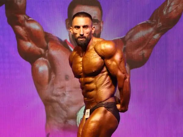 طالبان نمایش عضلات ران را منع کرد، بدنسازان خوشحال‌اند که دیگر عضلات پنهان نمی‌شوند