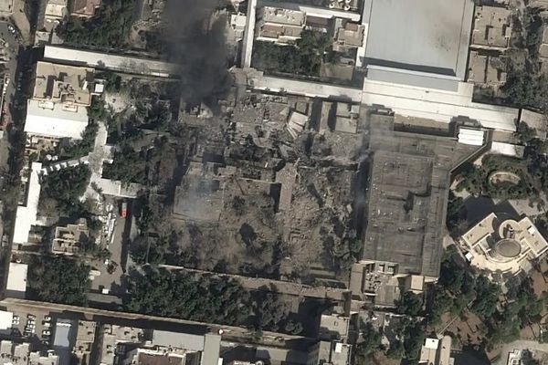 ایران د سپاه پاسداران قوماندان، د وسلهوالو ځواکونو عمومي مشر او دفاع وزیر وژنه تایید کړه