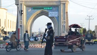 د طالبانو دارالافتا له پاکستان سره د شخړو د حل په تړاو په کندهار کې دوه ورځنۍ ناسته کړې