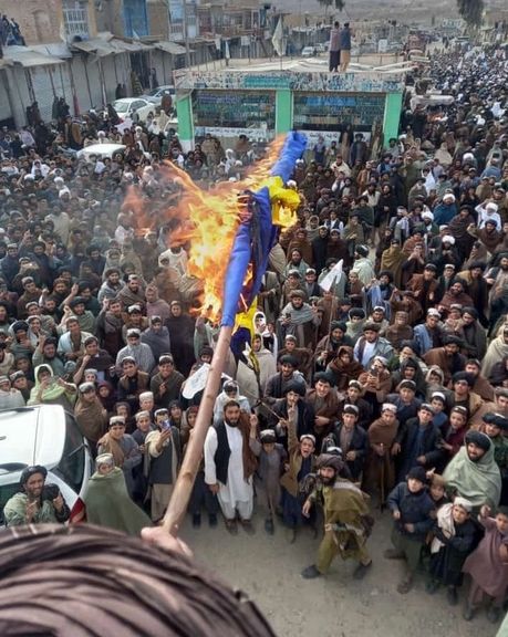 هزاران نفر در اعتراض به سوزاندن قرآن در سویدن در ولایات مختلف افغانستان تظاهرات کردند