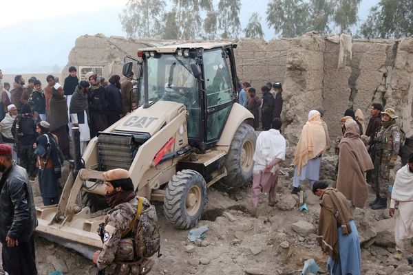 طالبان: پر ننګرهار د پاکستان په بریدونو کې ۵ جسدونه لا هم تري تم دي