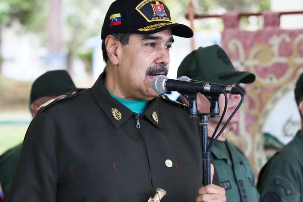 د وېنزویلا ولسمشر وايي هېواد يې له امریکا سره د خبرو اترو لپاره چمتو دی