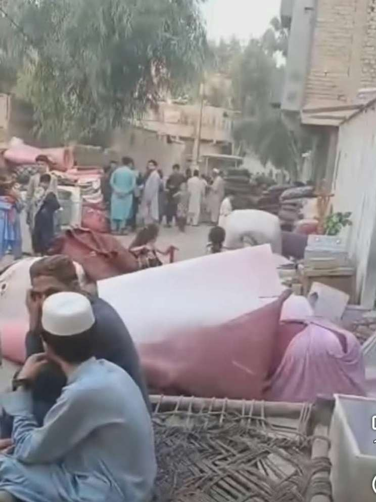 سكان ننغرهار متهما لطالبان: إخلاء نحو 100 منزل قسراً لصالح عائلة مسؤول بارز في الحركة