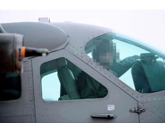 د هغه پیلوټ مېرمن چې د کورنۍ ژغورلو لپاره یې د برتانیا له لومړي وزیر له اوښکو ډکه هیله کړې