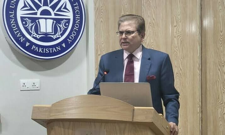 د افغانستان په چارو کې د پاکستان ځانګړی استازی کابل ته تللی