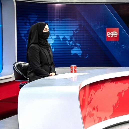 د بودجې کمښت؛ طلوع نیوز د خبریالانو په ګډون خپل ۳۰ کارمندان له دندو لرې کوي