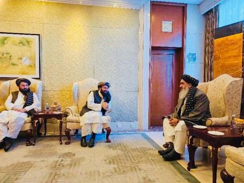 د طالبانو د عامې روغتیا وزیر په یوه نړۍوال کنفرانس کې د ګډون لپاره چین ته تللی