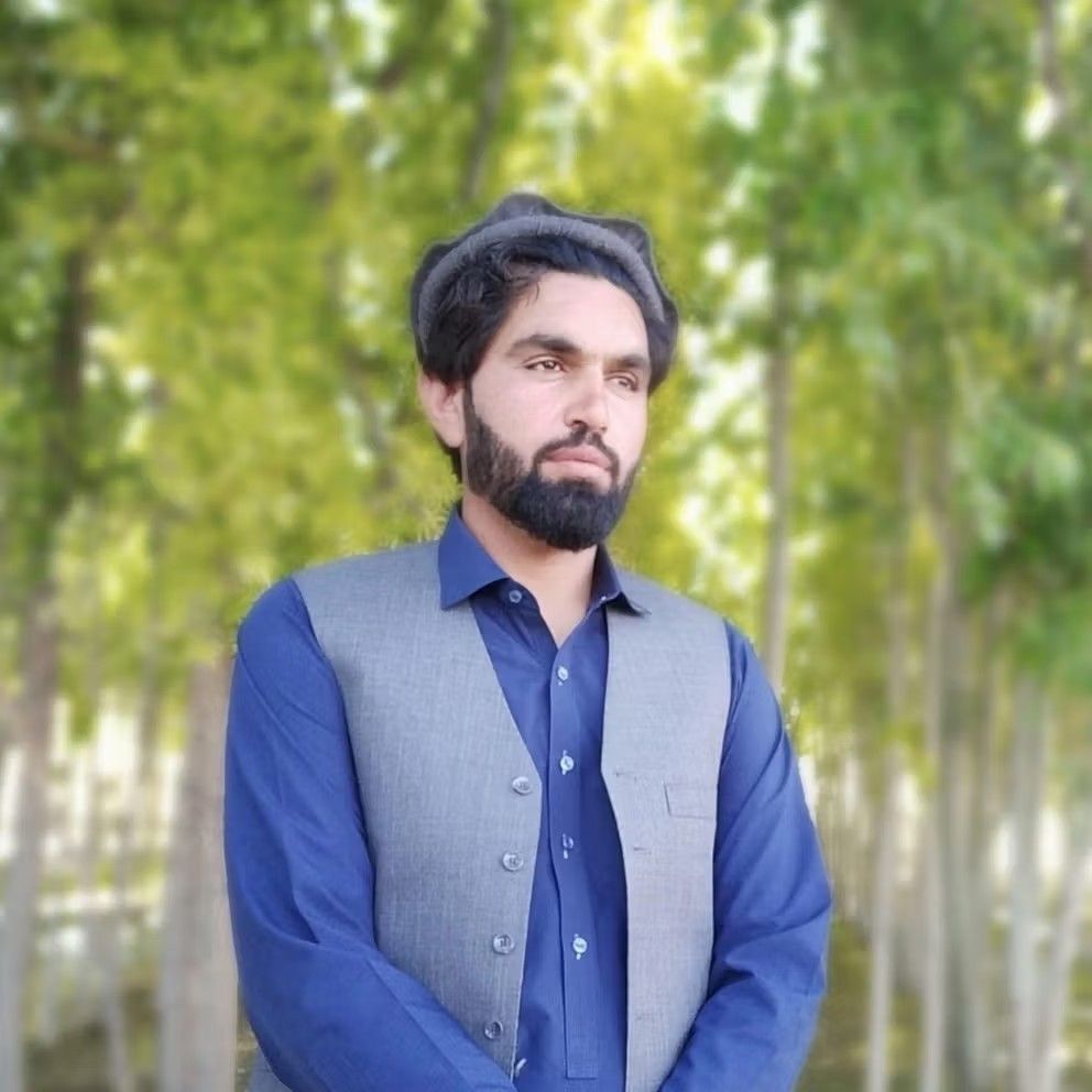 حکم معلم عبدالعلیم خاموش از اعدام به دو سال حبس تغییر کرد