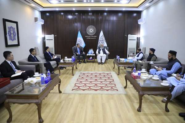 د طالبانو د صنعت او سوداګرۍ وزیر چین ته سفر کوي