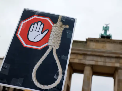 Islamic Republic Executed 8 Afghans in Past 20 Days, Claims Iran Human Rights