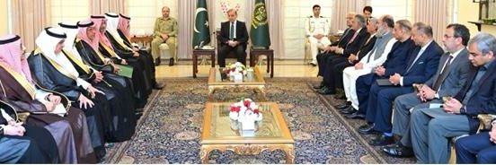 شهباز شریف: له سعودي عربستان سره د سوداګریزو اړیکو پراخول غواړو