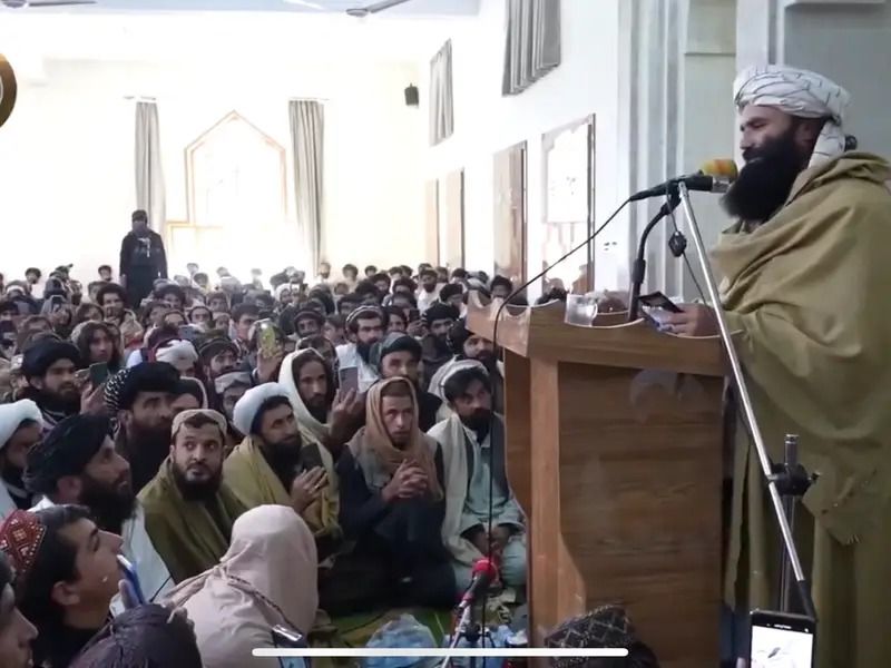 حقانی: ۱۰ سال به امریکا وقت بدهیم تا ما را به رسمیت بشناسد