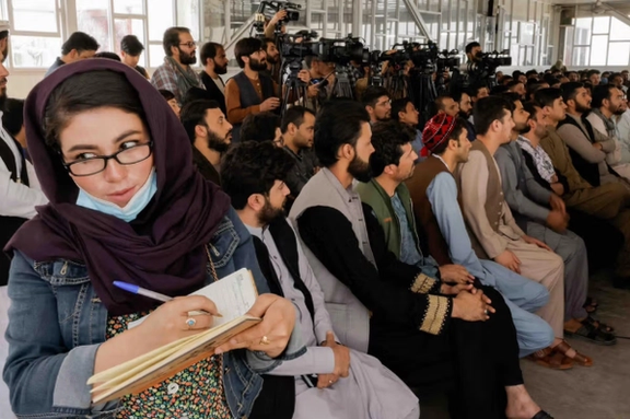 وسائل الإعلام في أفغانستان ما تزال تحت سيف الرقابة والقمع