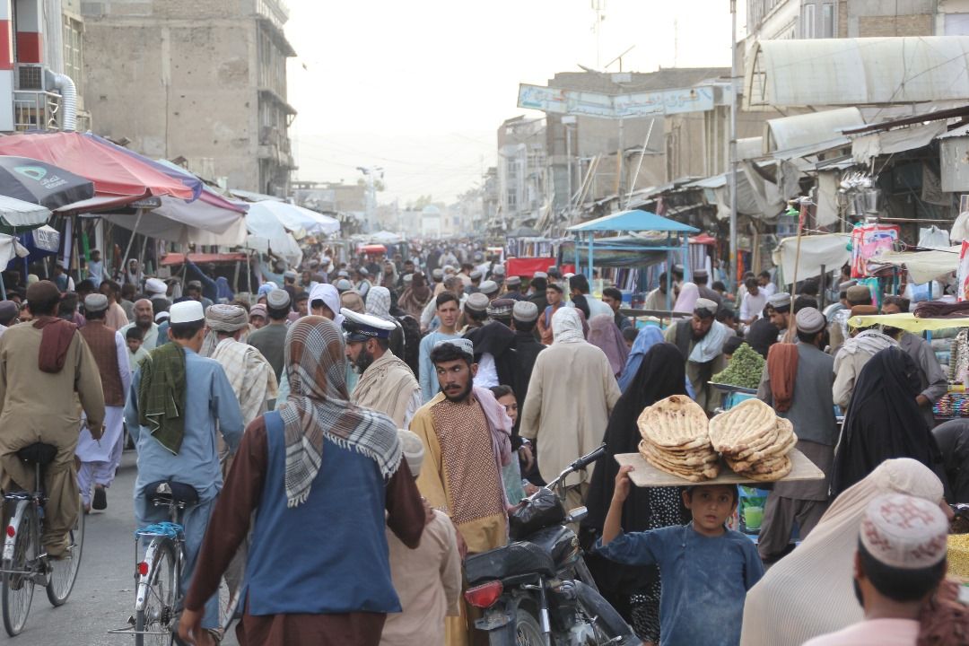 د لوړې مالیې او ټرانسپورټي کرایو له امله؛ کندهار کې د خوراکي توکو بیې خورا لوړې شوې دي