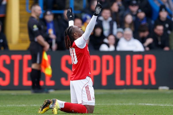 پیروزی دشوار آرسنال مقابل منسفیلد تاون در جام حذفی فوتبال انگلستان