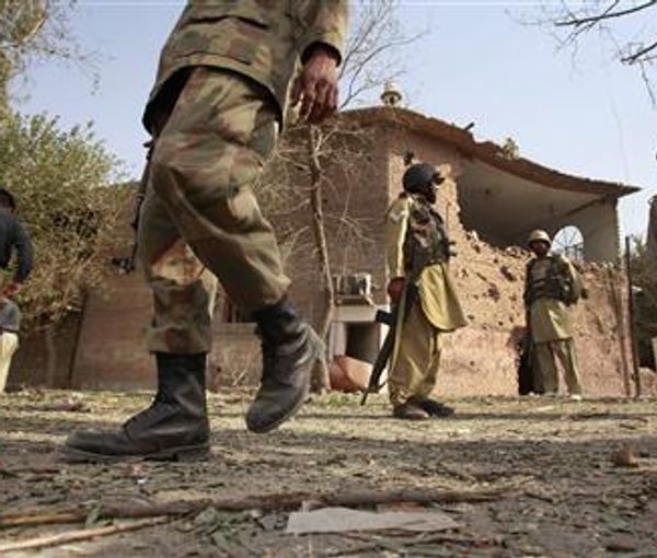 ارتش پاکستان می‌گوید ۱۱ عضو تحریک طالبان را در خیبر پختونخوا کشته است